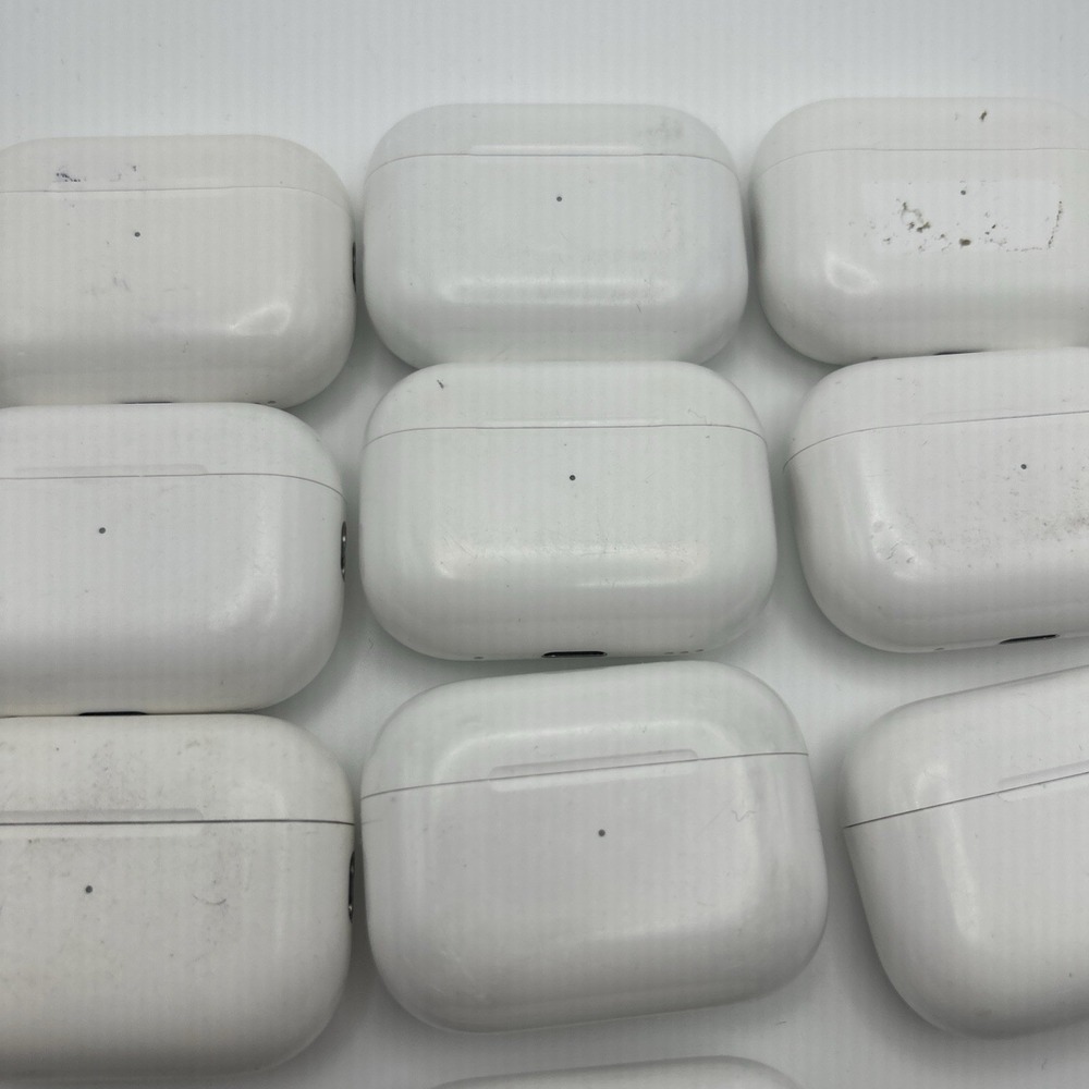 LOT OF 10 - Apple Airpods Pro 2nd Gen Wireless Charging Case - A2969 - Picture 3 of 6